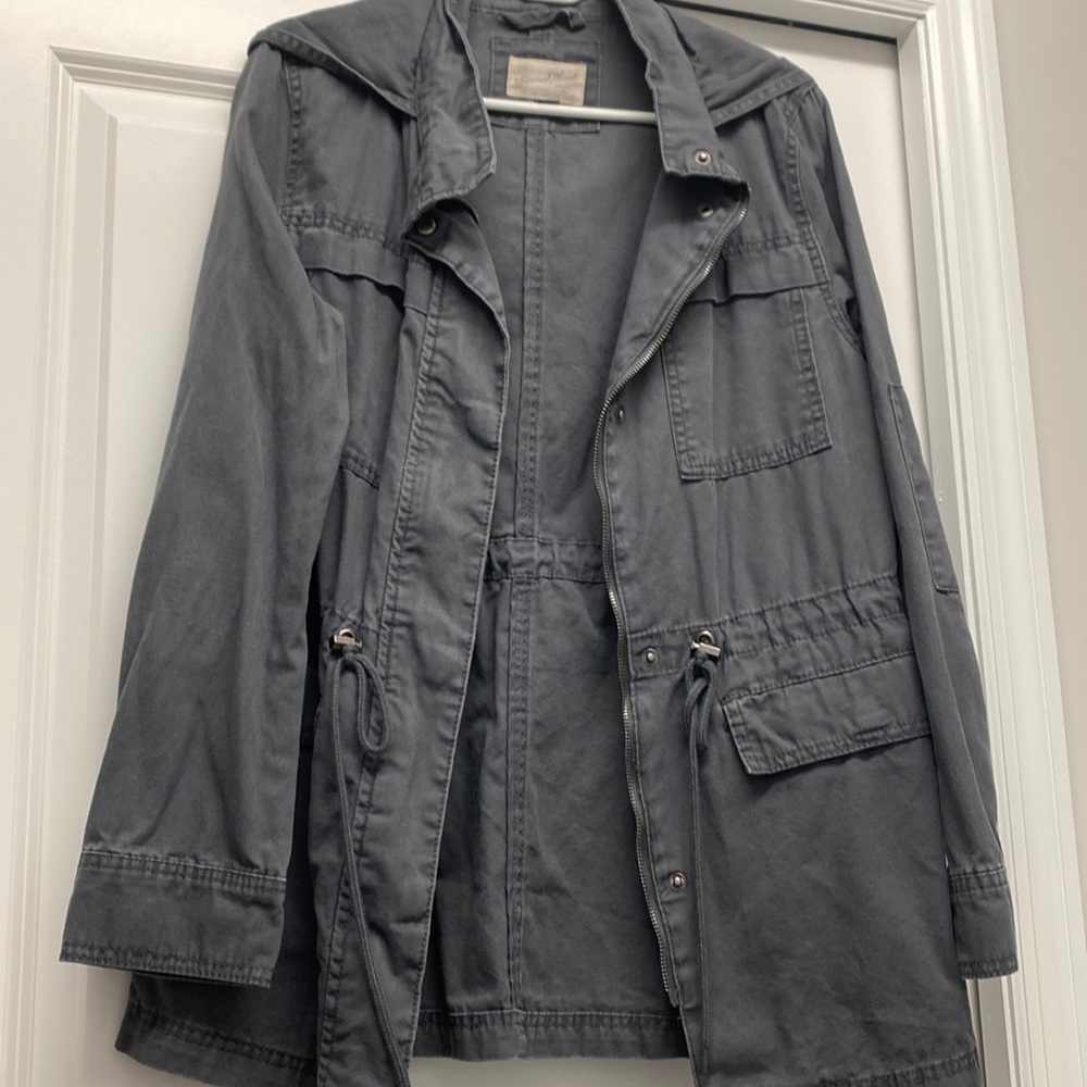 Dark grey universal threads M zip up jacket